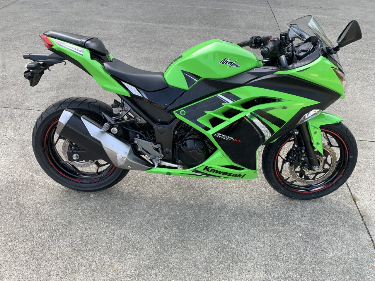 2014 Kawasaki Ninja 300 Special Edition ABS